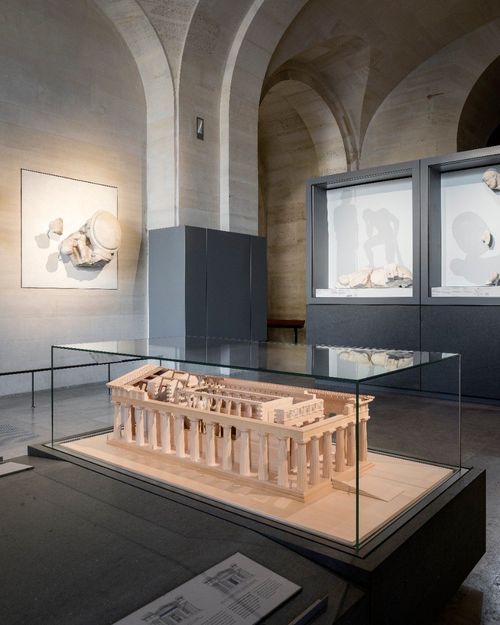 How to Design Museum Interiors: Display Cases to Protect