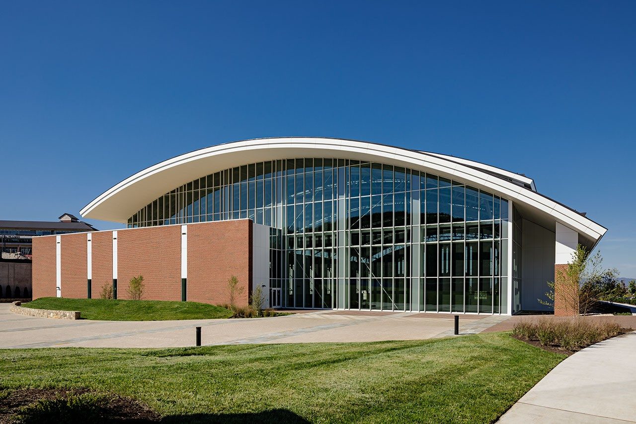 Centre d'entraînement intérieur de l'université Liberty
