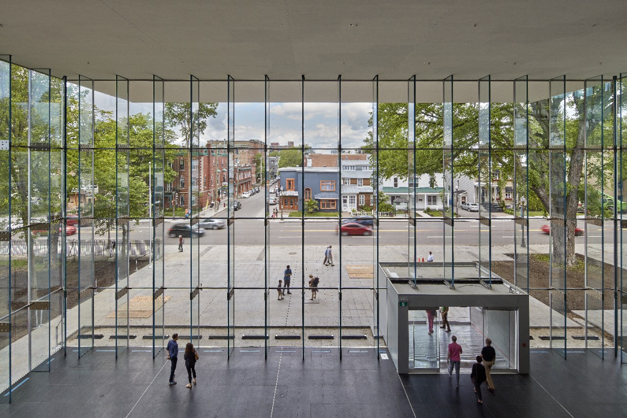Inside out view from building with oversized glazing made with Guardian Glass jumbo glass