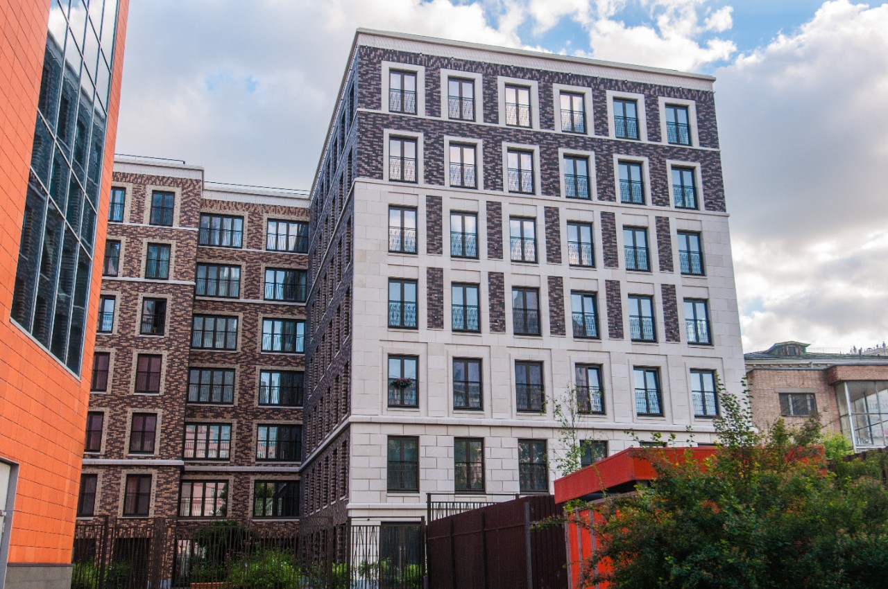 Guardian Steklo Ryazan office.
Partitions made of UltraClear and DecoCristal