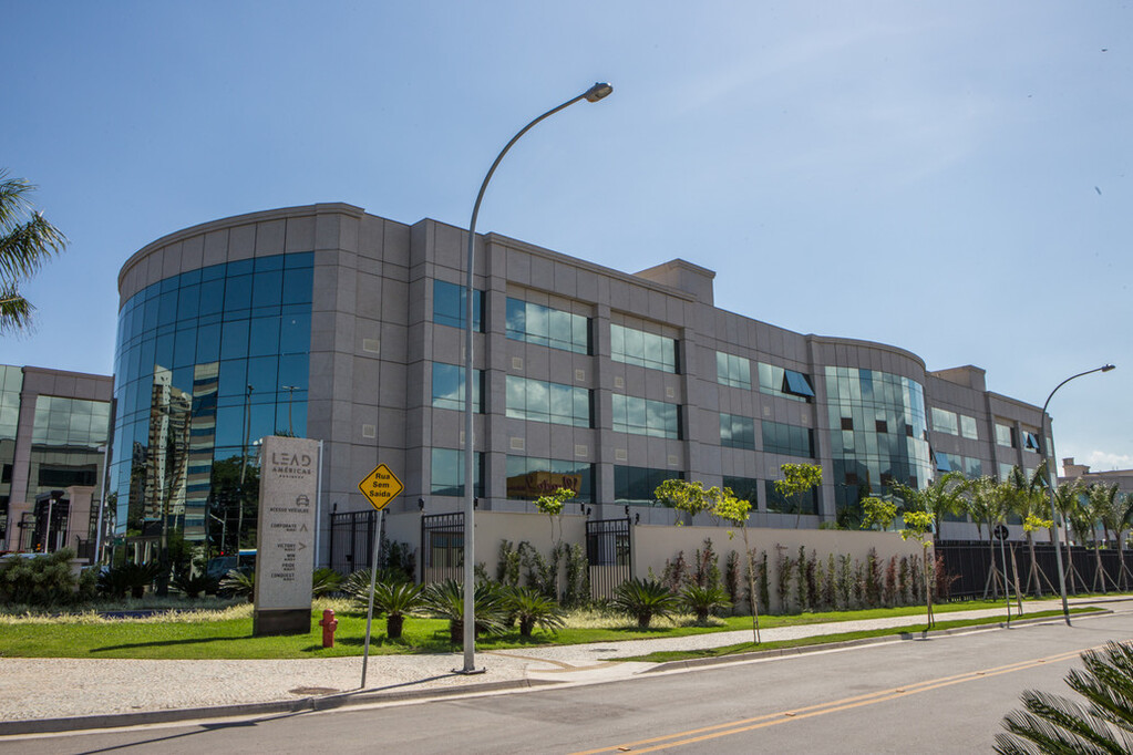 
Endereço: Av. das Américas, 2480 - Barra da Tijuca, Rio de Janeiro - RJ, 22640-101