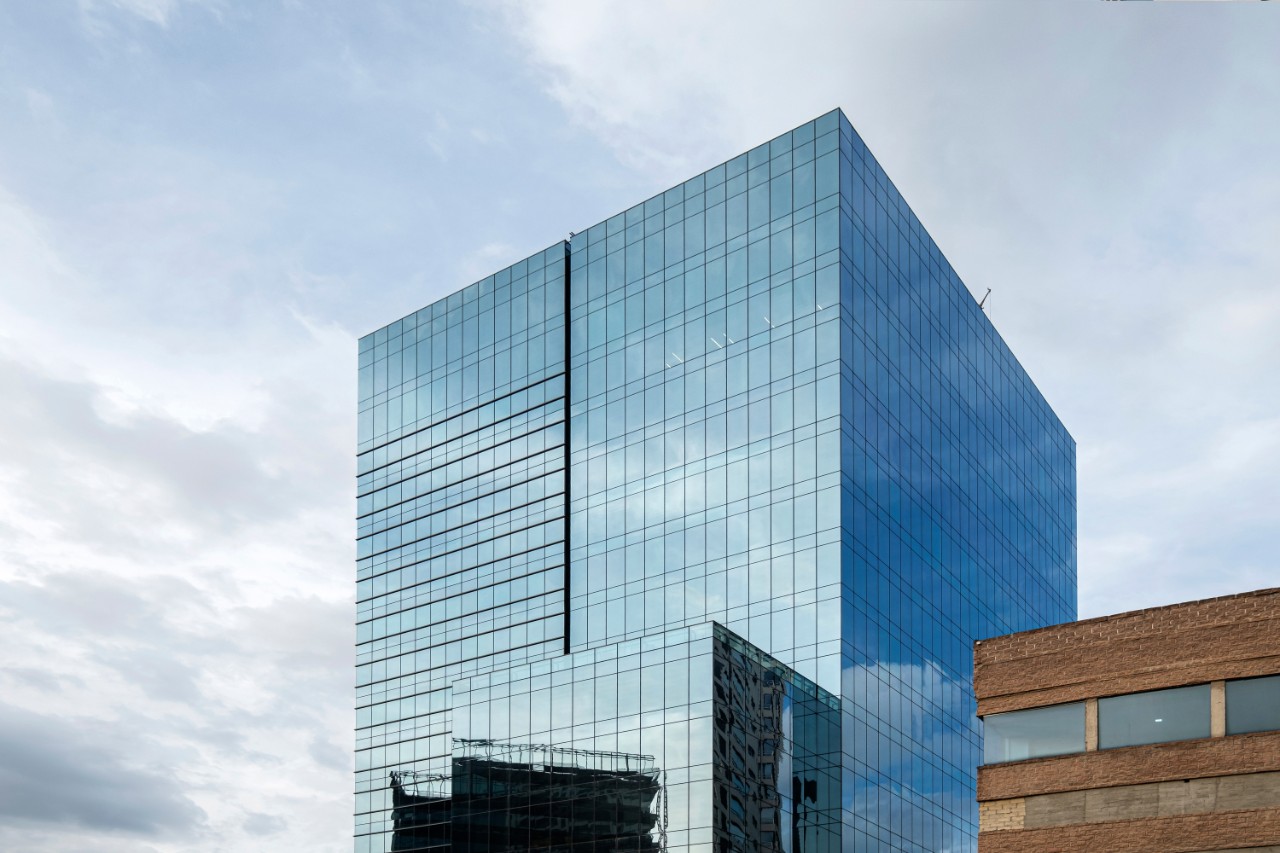 12,000 m² SNR43
Year: 2019
Developer: ELJA Desarrolladora
Photographer: Felipe Carrasco