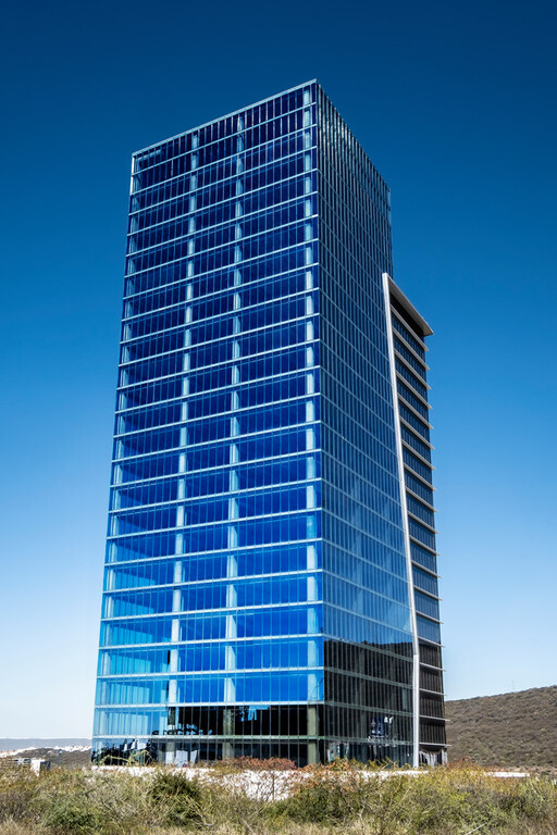 17,000 m² RB20 y RB41/29
Year: 2017
Developer: CitiCapital
Construction company: Anteus Constructora
Photographer: Felipe Carrasco