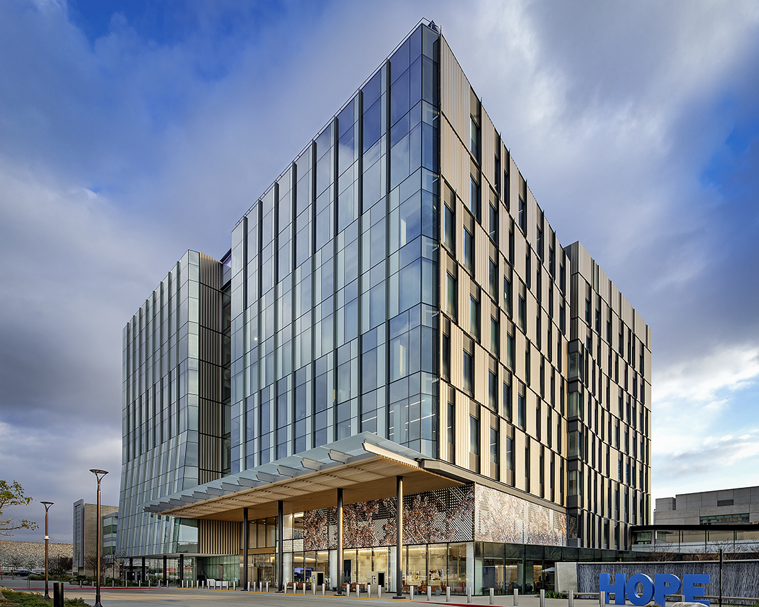 CO Architects / City of Hope Dwarte  / Hope Plaza / Photography by Tom Bonner  /  Inv 7101 / Guardian Industries as per their Invoice 7139.   