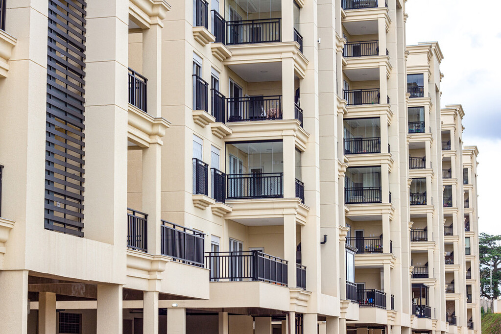 Transmissão de luz:
66%
Reflexão interna:
14%
Reflexão externa:
12%
Bloqueio de calor:
31%
Endereço: Av. Dermival Bernardes Siqueira, 2175 - Swiss Park, Campinas - SP, 13049-252