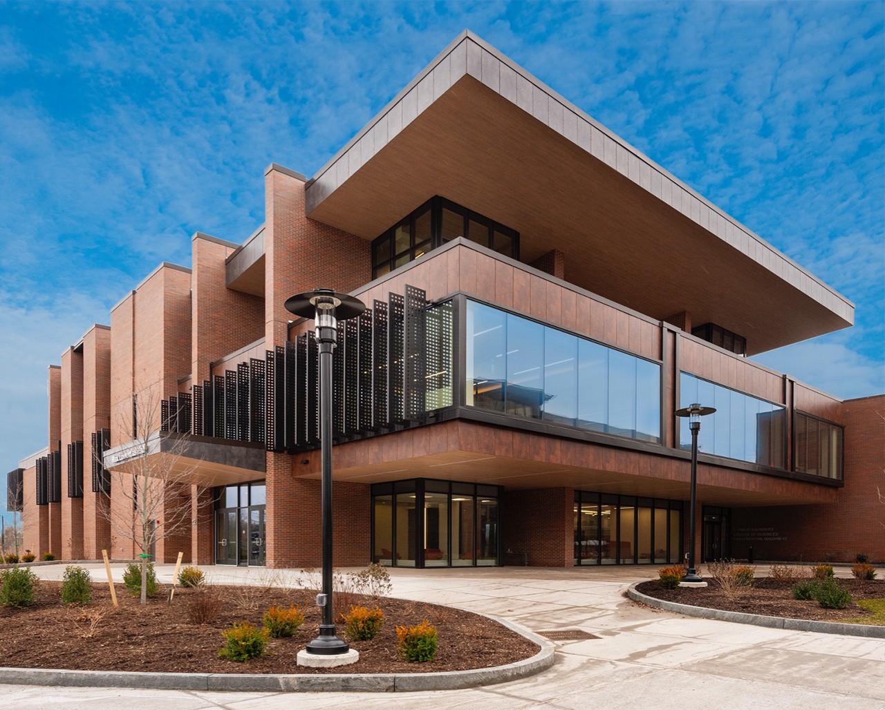Rochester Institute of Technology Saunders College of Business – Max Lowenthal Hall