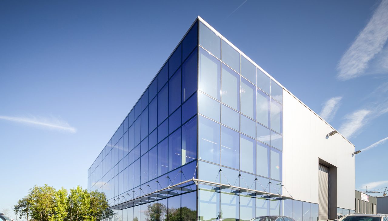 Spandrel glass panel & glazing to make façades appear seamless